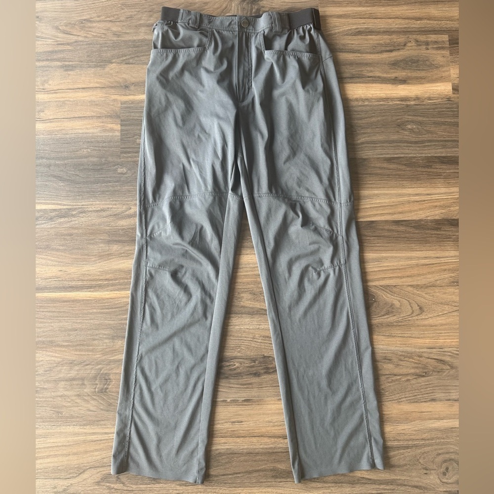Duluth Trading men’s gray hiking travel outdoor pants size L x34